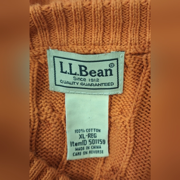 🍊L.L. BEAN Rust Colored Sweater - Picture 3 of 5
